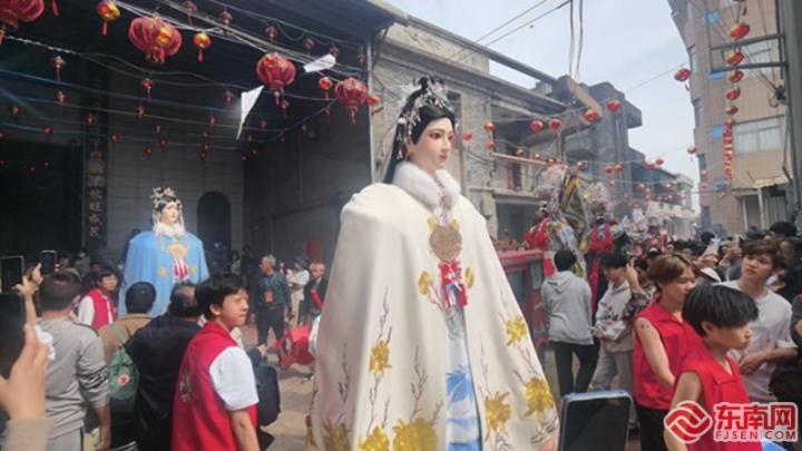 長樂厚福村游神現(xiàn)場 長樂厚福村游神現(xiàn)場